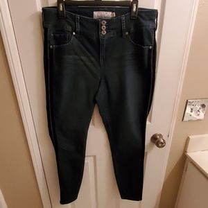 Denim Jegging with black stripe